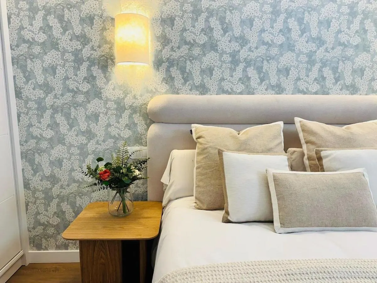 Apartment New Carihuela Park Luxury Close To Beach Sinesedesignhomes Torremolinos
