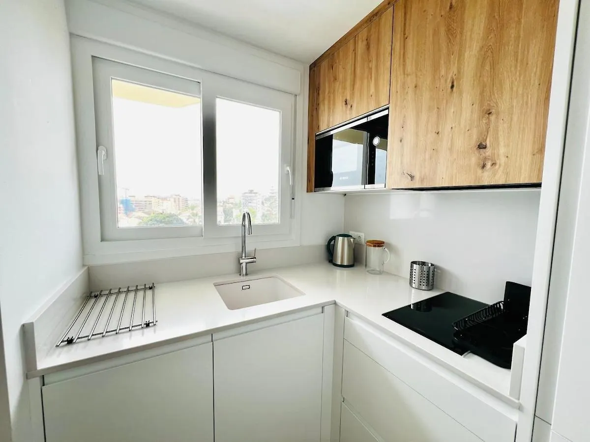 New Carihuela Park Luxury Close To Beach Sinesedesignhomes Torremolinos 0*,  Spain