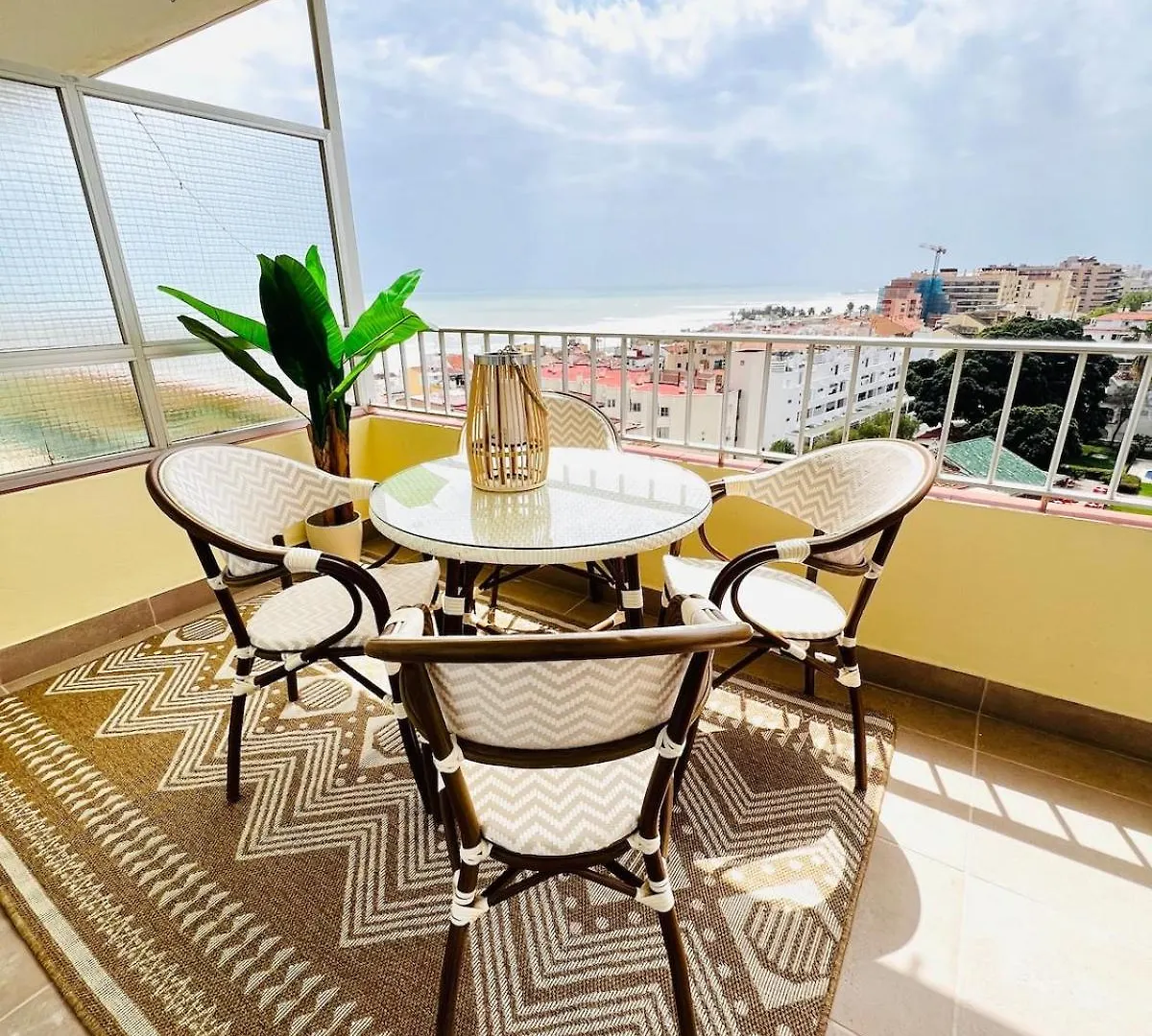 New Carihuela Park Luxury Close To Beach Sinesedesignhomes Torremolinos Apartment