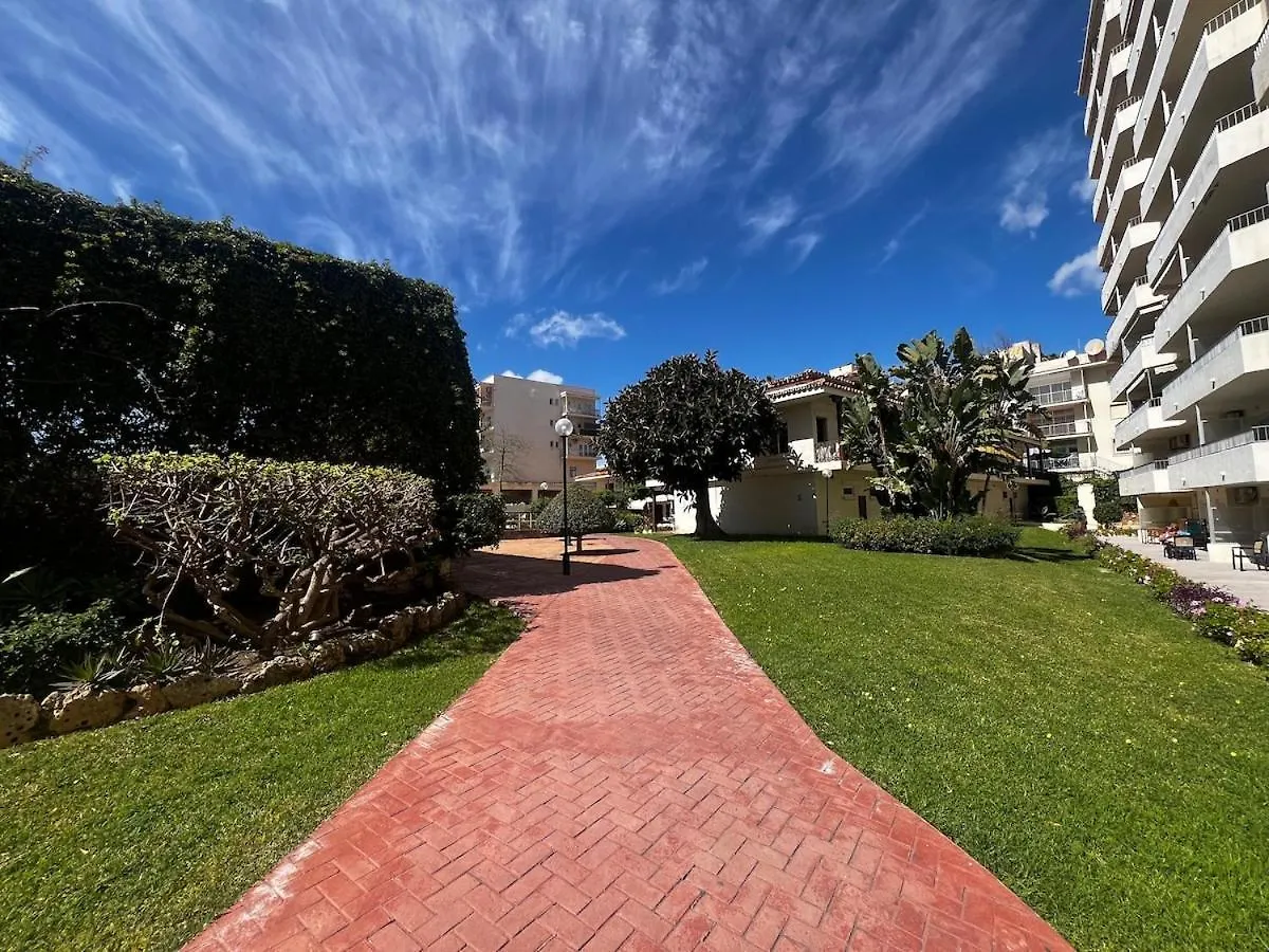 New Carihuela Park Luxury Close To Beach Sinesedesignhomes Torremolinos 0*,  Spain