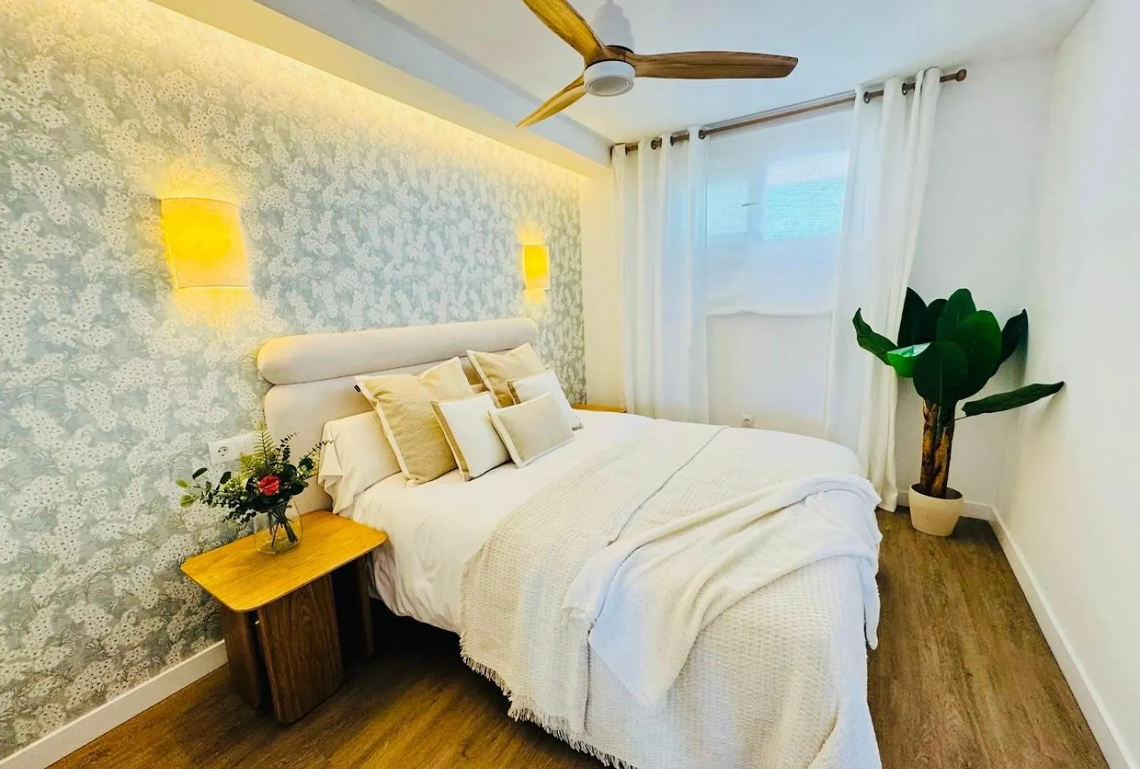 New Carihuela Park Luxury Close To Beach Sinesedesignhomes Torremolinos 0*,  Spain